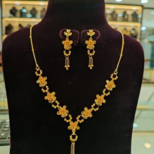 Elegant Gold Locket Set